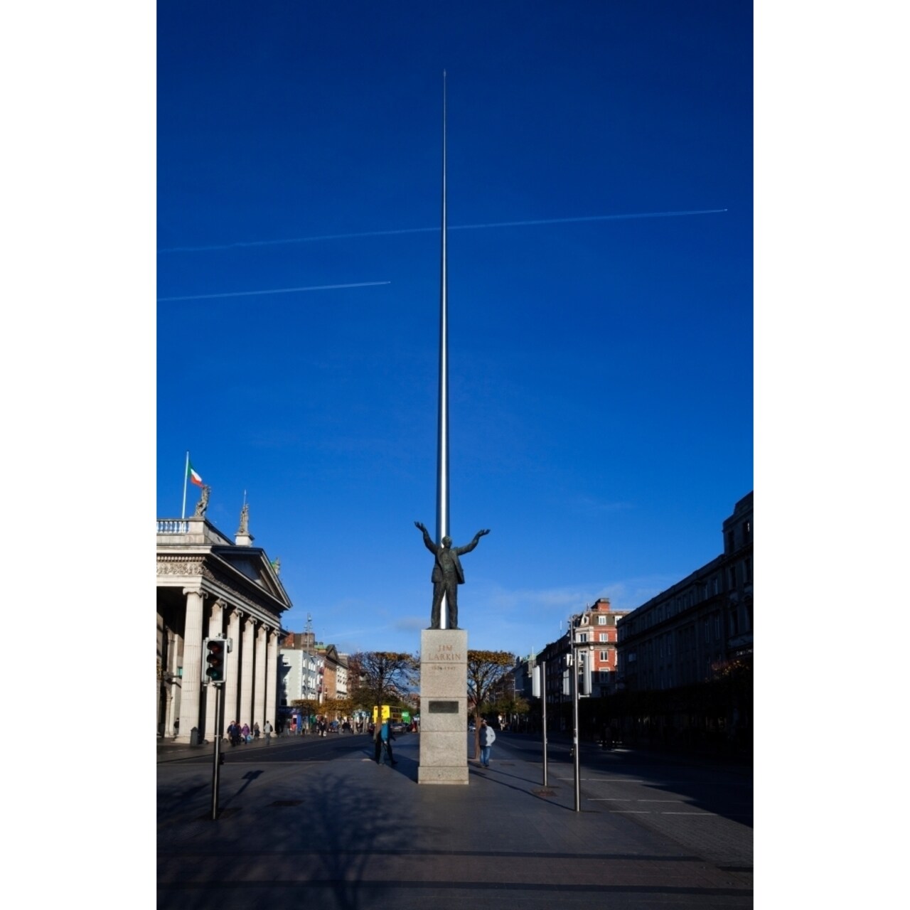 Posterazzi Jim Larkin Statue Dublin Ireland Poster Print (18 x 12)